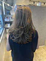 メリー オオサカ(Merly Osaka)&nbsp;大人ロングレイヤースタイル_olive beige balayages_