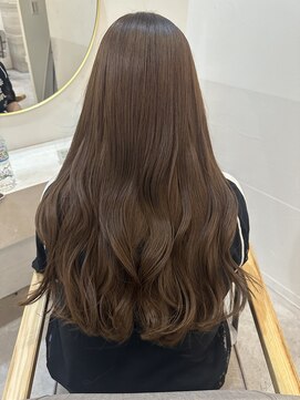 ラビス クローバー(Lovis clover) 『ゆうあ』マットブラウン♪魅力倍増カール/セミディ