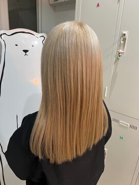 ナンバー ユアイロ 川崎(N° uairo) デザインカラー/ケアブリーチ/レイヤーカラー/アッシュブロンド