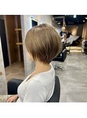 丸みのあるショート