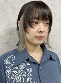 会社で隠せるバレないインナーカラーホワイトグレー表参道
