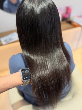 ラビスモア(Lovis moa) ピンクアッシュ/メルティカラー/似合わせカット/上尾/韓国