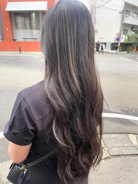 エン(En,) 立体感×艶髪ハイライトロング