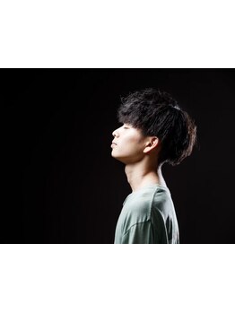 仕事もプライベートもカッコよくキマる、【HIRO THE BARBER】で好印象なスタイルに。