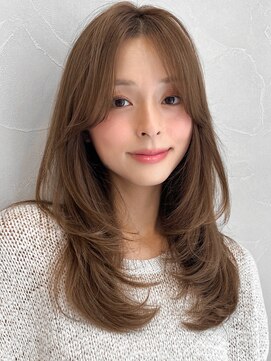 アグノス 青山(Agnos) 外ハネボブうるツヤ似合わせカットミディアムレイヤーカット