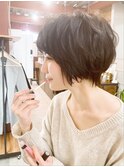 ダークアッシュでかわいい丸みショートボブ【Ruufus】31513
