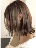 ミルクティーベージュ