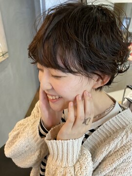 イデア(idea) 【マッシュショート×ナチュラルパーマ】ヘアスナップ・山下