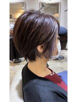 ティアラ 桜木町(TIARA)&nbsp;インナーカラーラベンダーアッシュ　ミニショート　20代30代40代