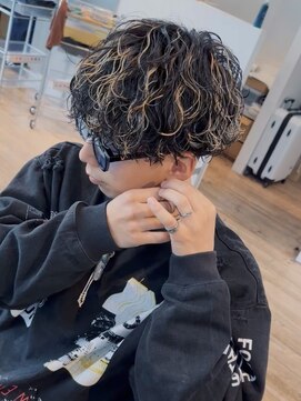 フィフス(fifth) 波巻きパーマスパイラルパーマツイストパーマハイライトパーマ