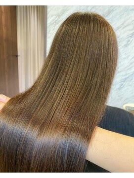 カミケンパセオ(kamiken.paseo) さらツヤ上品まとまる髪質改善ストレート【カミケンパセオ】