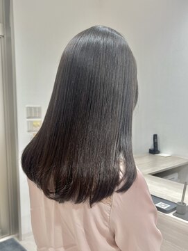 ノエル(NoeL) 毛先まで美しいツヤストレート【來海亮兵】