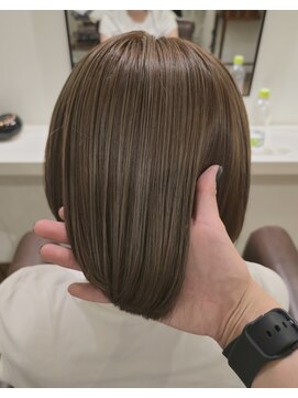 インビテーション(invitation) シナモンベージュ