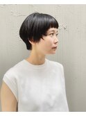 ショートヘア マッシュショート オン眉
