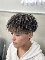 アクロ(ACRO)&nbsp;広島メンズ/メッシュ/メンズパーマ