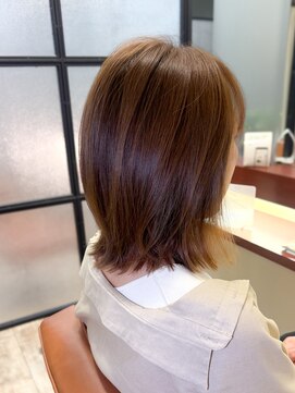 マーリャヘアー(mallia hair) くびれミディ×外ハネレイヤー