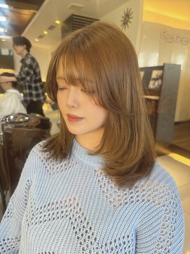 フォルテ 草薙店 ヘーゼルベージュ レイヤーカット 西村ひより