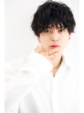 ヴェイン 渋谷(vain) メンズ渋谷アップバングフェザーカットパーマ人気k