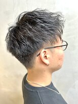 ベジータ(VEGETA)&nbsp;軽めアップバングヘア