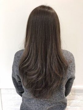 コム(com by neolive) 透明感ブルーアッシュ