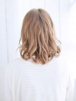 ヘアメイク ナル(hair make nalu) ショートバングのニュアンスカールスタイル