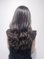 リー 京橋(Lee)&nbsp;［Lee京橋］副店長小田 シフォンミディxヌーディーグレージュ