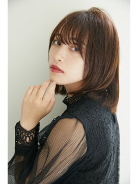 フィガロ デュデュ 新石切店(Figaro DOU DOU) 【figaro】ナチュラルストレートなセミディ