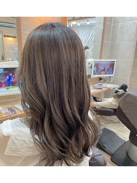 ラフューネ ヨコハマ(Raffune Yokohama) 抜け感ベージュ/Raffune Yokohama/秋林燎人