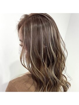 ドットハリス(.HARRISS) ベージュ系ハイライト