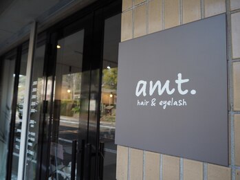 アムト(amt.)の写真/《駐車場有》ヘアだけでなく、アイメニューも取り扱い◎顔回りのトータルデザインがここで叶う◇
