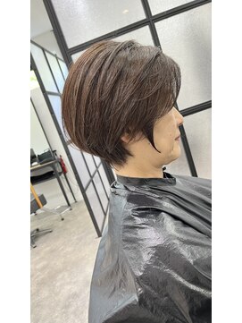 ピックアップ(ｐｉｃｋ ｕｐ) ショート　ボブ　髪質改善　白髪ぼかし　縮毛矯正　白髪染め