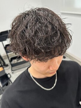 フゥ 宇都宮(FeU) 波巻きパーマメンズパーマメンズヘアツーブロックツイストパーマ