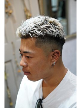 ジ オブスキュア(THE OBSCURE) ホワイトヘアー