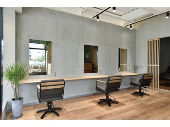 yaeca【ヤエカ】