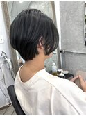 ショートボブ×マットグレージュ