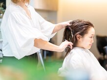 お席の間隔を広めに確保◎周りに聞かれたくないお悩みも、相談しやすいのが嬉しい♪