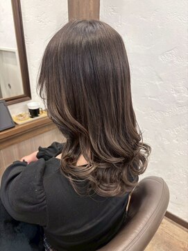 アミリー ひたち野うしく店(Amily) ハイライトバレイヤージュダブルカラーケアブリーチ20代30代