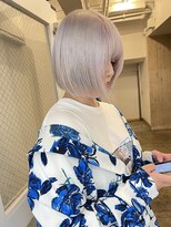 イェッカ パビル(YECCA pabil) ホワイトシルバー