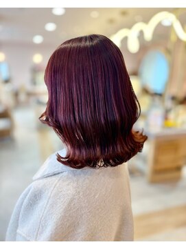 メルク ユニ(merc.uni) レッドカラー3.18イメチェン