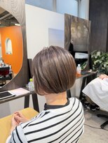 ノーム(norm)&nbsp;上品ツヤ感ショコラベージュボブ