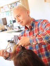 ヒトノワ ヘアアンドシェービングエステ(hitonowa)&nbsp;滝瀬 雄太