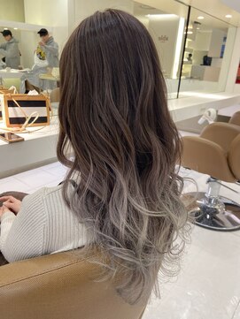 エイブルヘアー(able hair) ホワイトベージュグラデーション