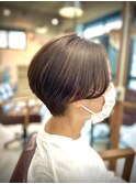 20代/30代/40代 丸みショート/耳掛けショート