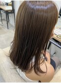 オリーブグレージュ