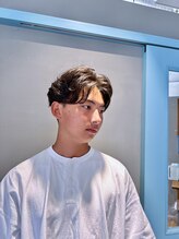 ヘアークリエイトフロー(hair create flow) センターパート　カルマパーマ
