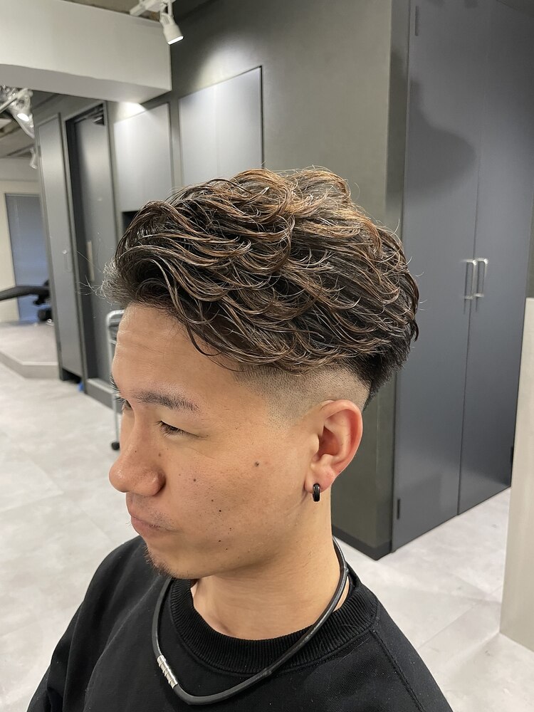 Mackey』フェードカット×リバースパーマ：L204626665｜ハイプ 名古屋栄 