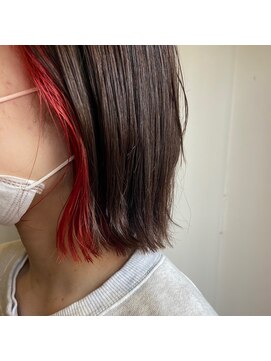 エレノア 自由が丘店(Eleanor) ボブ/外ハネ/イヤリングカラー