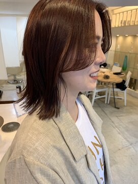 カーム(calm) くびレイヤーカットエモージュ切りっぱなしボブオレンジカラー