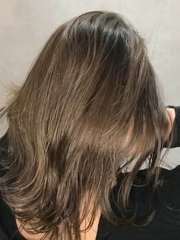 シンクタンク(THINK TANK)の写真/大人女性の為の上質サロン。丁寧なカウンセリングで、あなたのお悩みを解決し、理想のスタイルへ導く♪