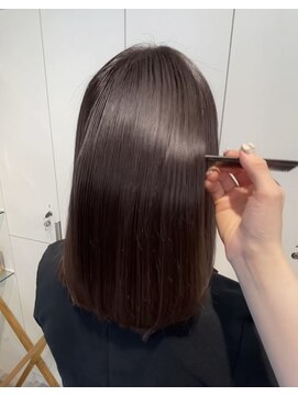 ロンドアンメゾン 原宿(Lond un Maison.) 縮毛矯正/ストレートパーマ/原宿/顔周りカット/レイヤーカット